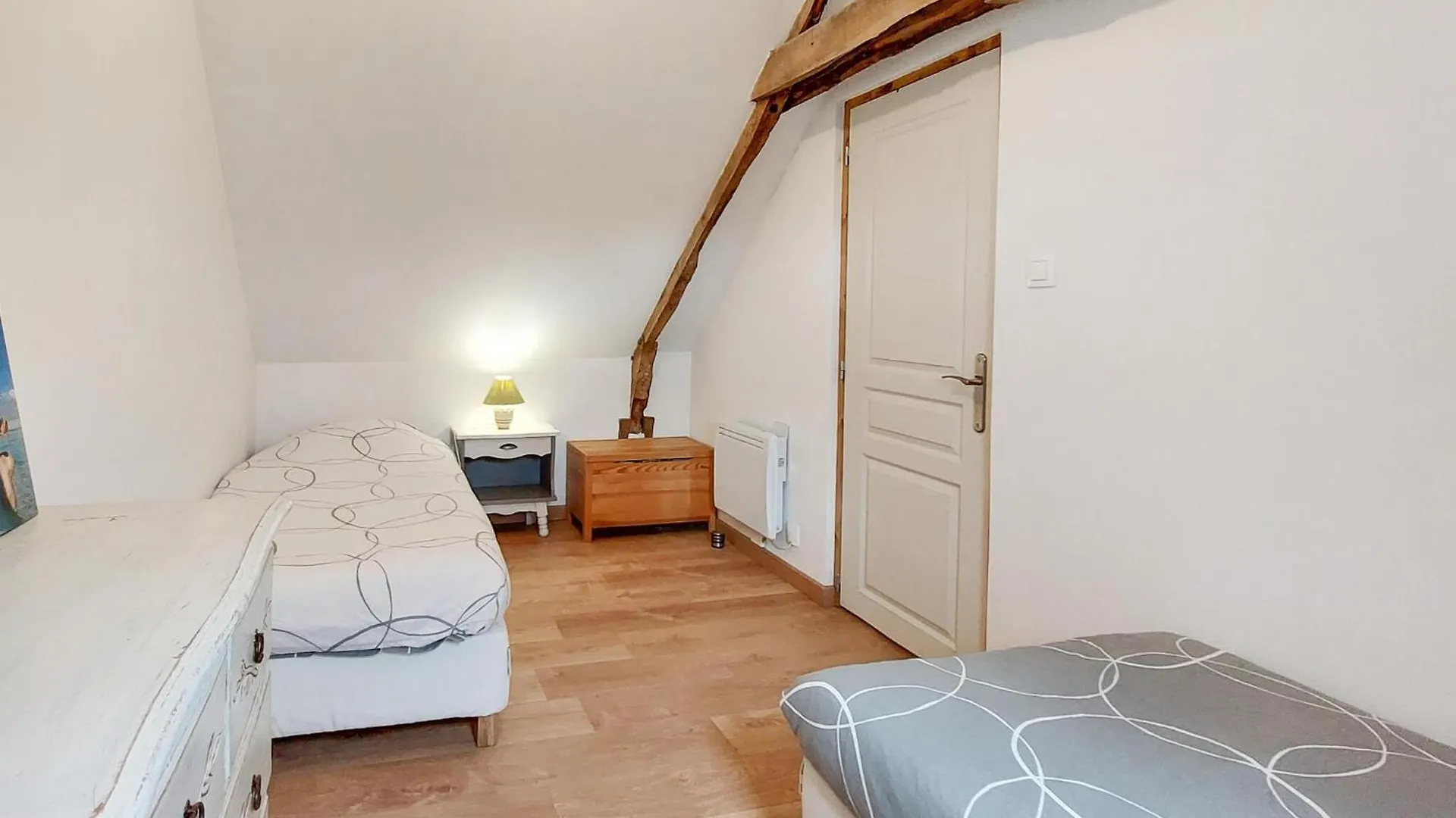 2 Bedroom Cozy Home In Plumieux France