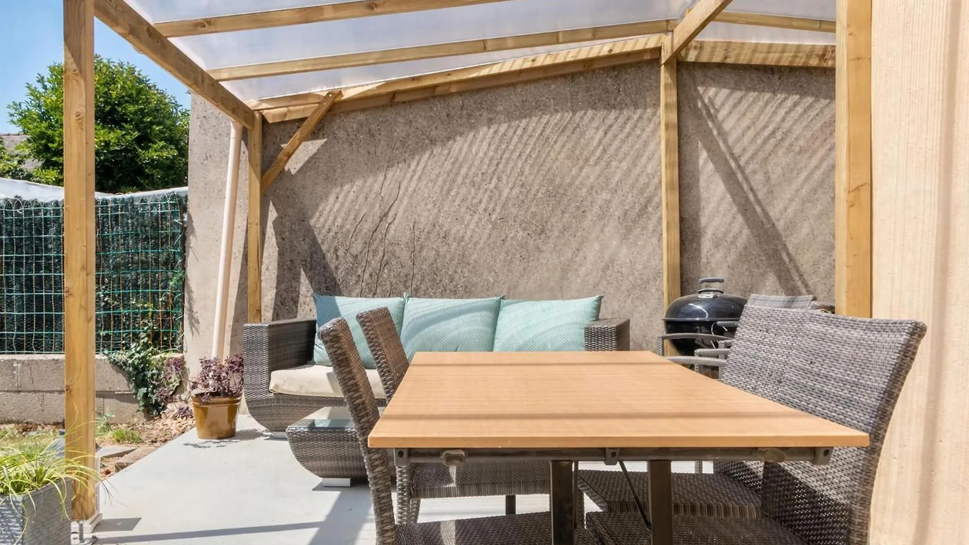 2 Bedroom Cozy Home In Plumieux Nyaraló