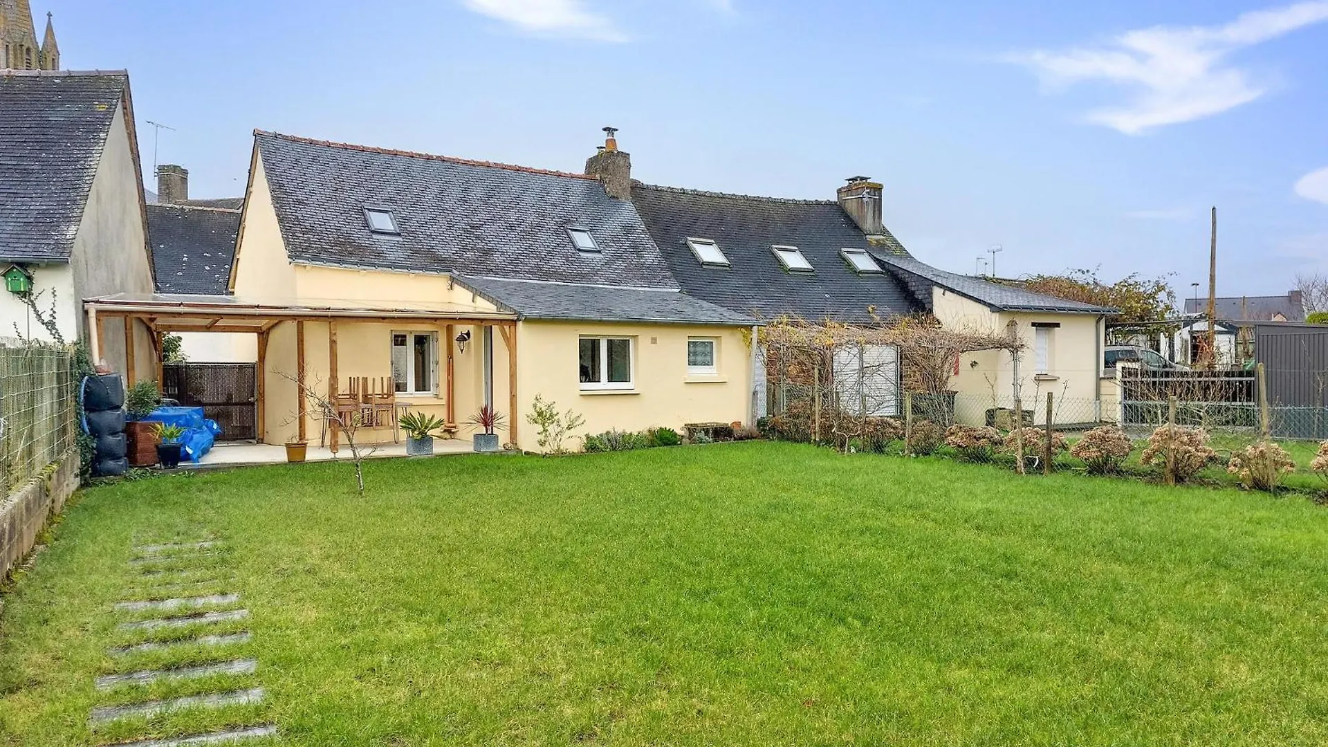 2 Bedroom Cozy Home In Plumieux